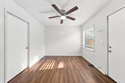 2411 N E St, Pensacola, FL 32507 - Photo 17