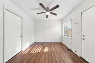 2411 N E St, Pensacola, FL 32501 - Photo 17