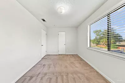 2411 N E St, Pensacola, FL 32507 - Photo 29