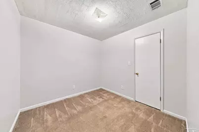 2411 N E St, Pensacola, FL 32507 - Photo 25