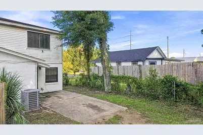 2411 N E St, Pensacola, FL 32507 - Photo 33