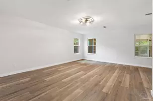 1426 Sterling Point Dr, Gulf Breeze, FL 32563 - Photo 23