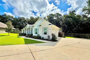 5886 Augustine Drive, Pace, FL 32571 - Photo 3