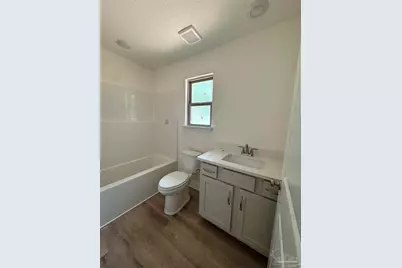 1998 N Roberts Cir, Pensacola, FL 32534 - Photo 5