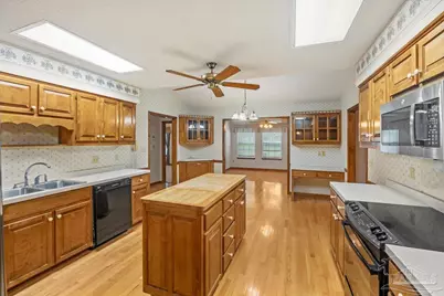 1427 Glenmore Dr, Cantonment, FL 32533 - Photo 11