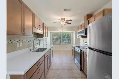 6010 Prospect Ln, Pensacola, FL 32526 - Photo 15