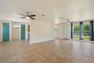 6010 Prospect Ln, Pensacola, FL 32526 - Photo 7