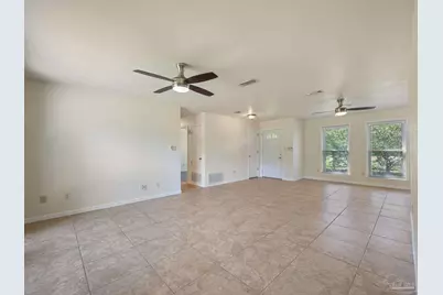 6010 Prospect Ln, Pensacola, FL 32526 - Photo 11