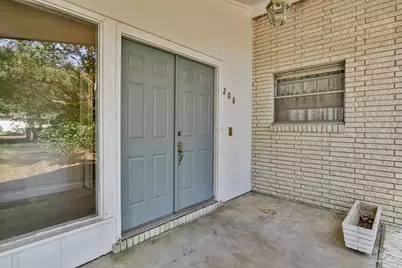208 Cordoba St, Gulf Breeze, FL 32561 - Photo 11