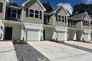 1452 Cedar Grv Ln, Pensacola, FL 32504 - Photo 1