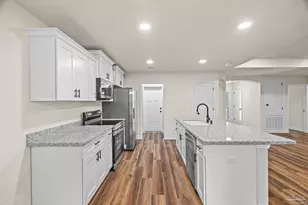 2133 Frazier St, Pensacola, FL 32514 - Photo 7