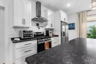 921 W Jackson St, Pensacola, FL 32501 - Photo 15