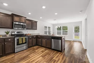 7162 Sonny Dr, Pensacola, FL 32504 - Photo 11
