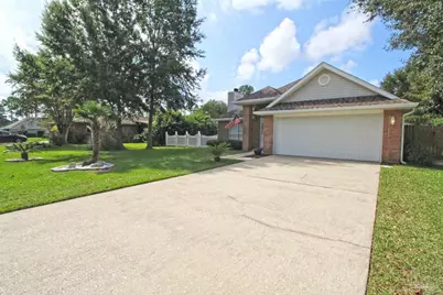 22 Arapaho Dr, Pensacola, FL 32507 - Photo 1