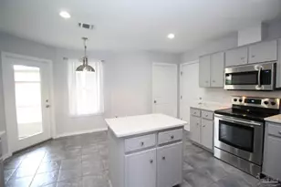 22 Arapaho Dr, Pensacola, FL 32507 - Photo 9