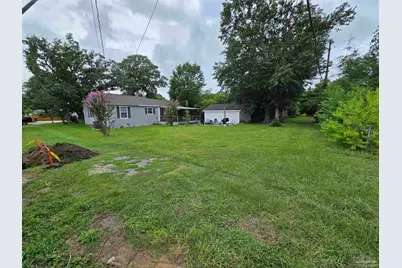 122 SE Gilliland Rd, Pensacola, FL 32507 - Photo 11
