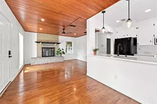 435 S 1st St, Pensacola, FL 32507 - Photo 9