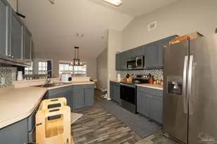 5554 Lovaleen Cir, Pensacola, FL 32526 - Photo 9