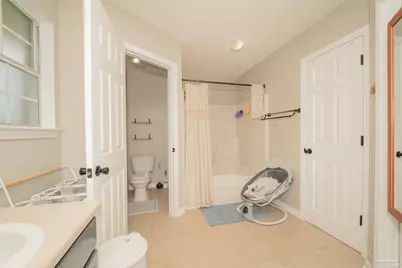 5554 Lovaleen Cir, Pensacola, FL 32526 - Photo 19