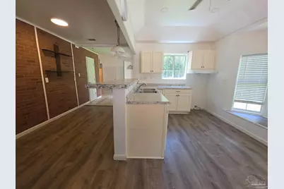 976 Dolphin Rd, Milton, FL 32583 - Photo 7