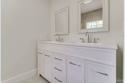 2303 W Brainerd St, Pensacola, FL 32505 - Photo 9