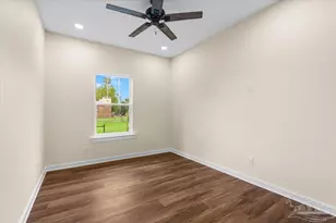 1106 N E St, Pensacola, FL 32501 - Photo 25