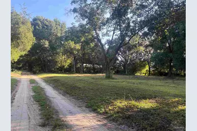 850 Cody Ln, Pensacola, FL 32514 - Photo 3