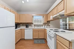4025 Glenway Dr, Pensacola, FL 32526 - Photo 17