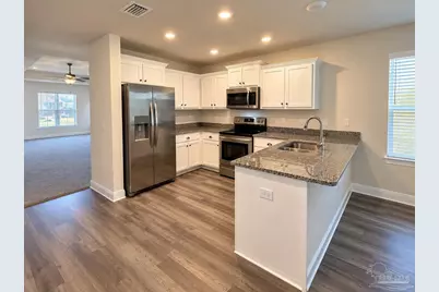 7023 Sonny Dr, Pensacola, FL 32504 - Photo 3