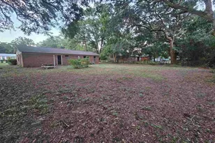 7721 Pontiac Dr, Pensacola, FL 32506 - Photo 5
