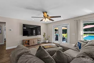 6626 Fernwood Dr, Milton, FL 32570 - Photo 9