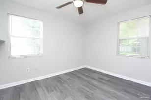 610 Herschel St, Pensacola, FL 32534 - Photo 11