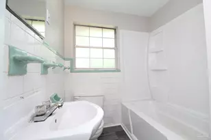 610 Herschel St, Pensacola, FL 32534 - Photo 9