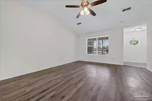 1203 Brook Bend Rd, Pensacola, FL 32506 - Photo 9