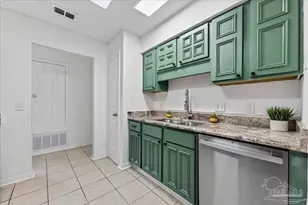 1203 Brook Bend Rd, Pensacola, FL 32506 - Photo 13