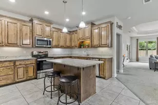 3919 Shady Grove Dr, Pace, FL 32571 - Photo 5