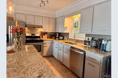 223 Bayou Blvd, Pensacola, FL 32503 - Photo 17