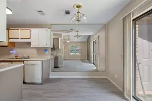 4402 Bellview Ave, Pensacola, FL 32526 - Photo 7