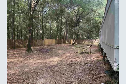 5103 Lake End Dr, Milton, FL 32583 - Photo 13