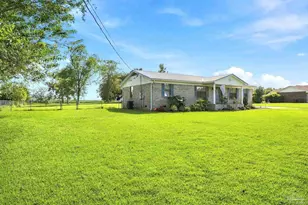 1709 Crest Ln, Molino, FL 32577 - Photo 5