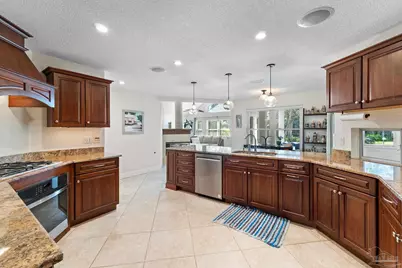 2739 Sunrunner Ln, Gulf Breeze, FL 32563 - Photo 9