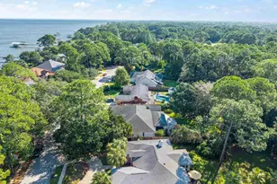 2739 Sunrunner Ln, Gulf Breeze, FL 32563 - Photo 49