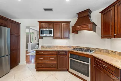 2739 Sunrunner Ln, Gulf Breeze, FL 32563 - Photo 11