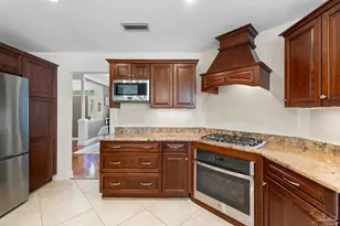2739 Sunrunner Ln, Gulf Breeze, FL 32563 - Photo 11