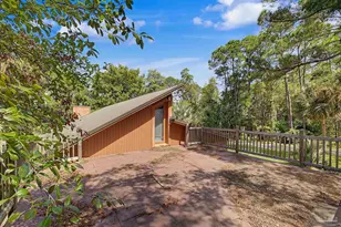 5523 N Shore Rd, Pensacola, FL 32507 - Photo 17