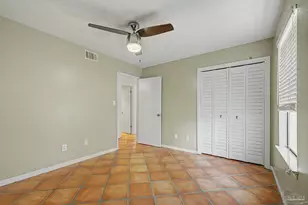 5523 N Shore Rd, Pensacola, FL 32507 - Photo 41