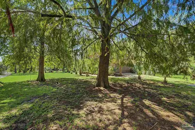 5523 North Shore Rd, Pensacola, FL 32507 - Photo 5