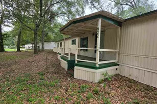 922 Brookhills Dr, Cantonment, FL 32533 - Photo 3