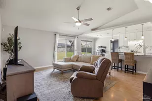 114 Trinidad Ct, Pensacola, FL 32506 - Photo 5