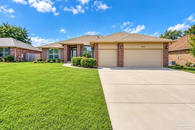 5202 English Oak Dr, Pace, FL 32571 - Photo 1